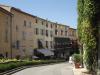 Rue du Maréchal Foch dans le Vieux-Mougins (06)